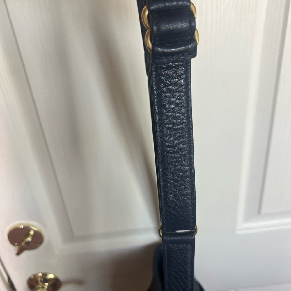 COACH Vintage Sonoma Pocket Zip Crossbody Bag in Navy Blue Pebbled Leather - Picture 6 of 11